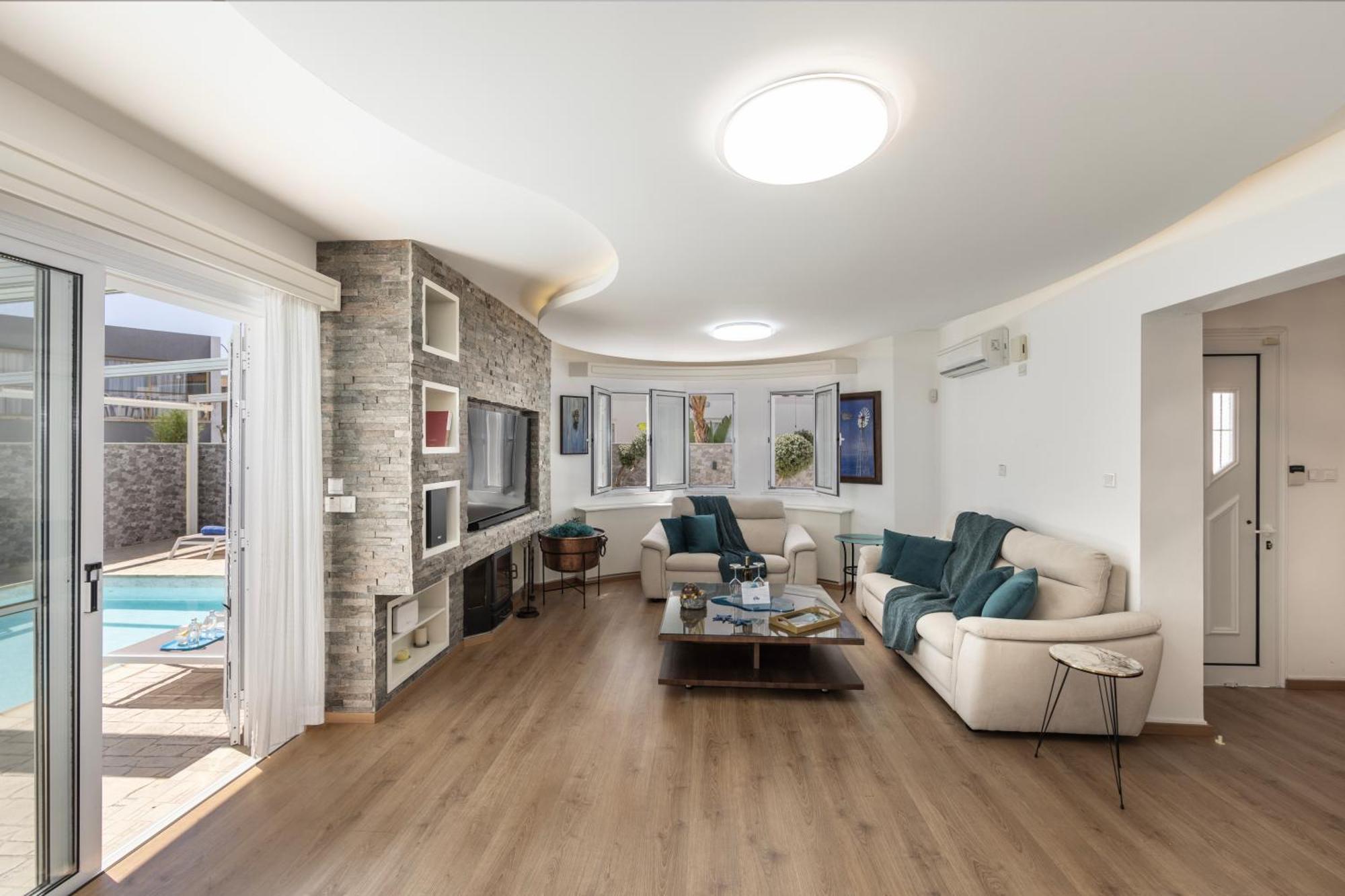 Accomoteleia Crystal Lagoon Villa Протарас Екстериор снимка